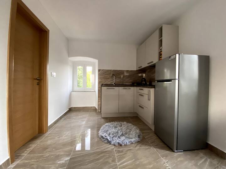 Antonela’s Apartment Mit Gratis Parkplatz - Krk