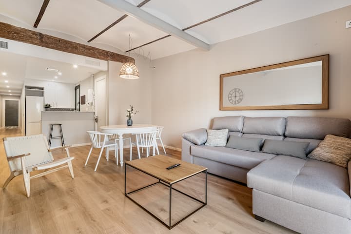 Incredible Location In Tarragona - Tarragona