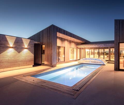 Pool, big garden and ocean panorama view
