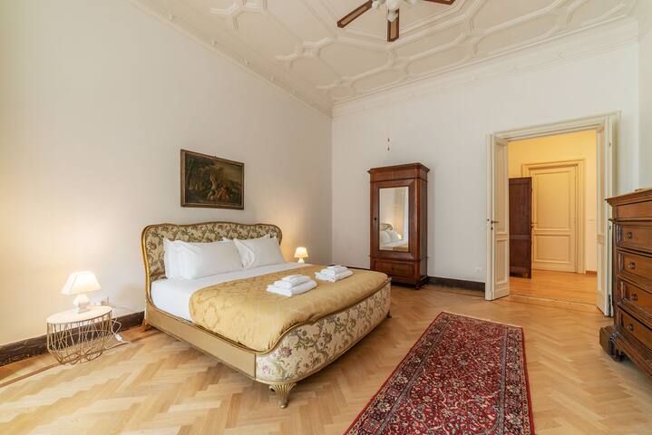 CS Vatican Charming Apartment gallery image 3
