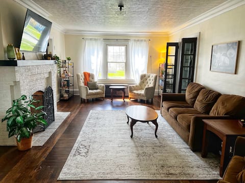The Huffman House: Historic & Family Owned