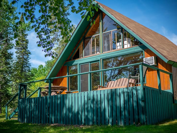 Stewart Cabin at Totem Lodge Cabins for Rent in Sioux NarrowsNestor