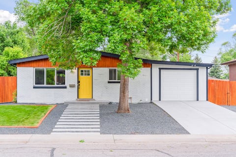 Popular Airbnb listing: 5BR | Sleeps 12 | Game Room + Red Rocks, Denver in Arvada