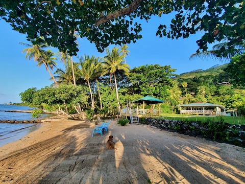 Raiatea Opoa at Fare Rêvé and its beachfront