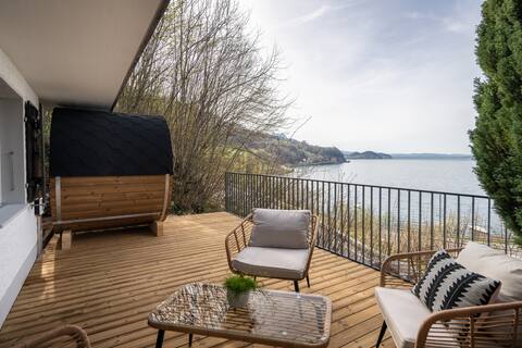 Bijou Lake Side *SAUNA* and Lake View
