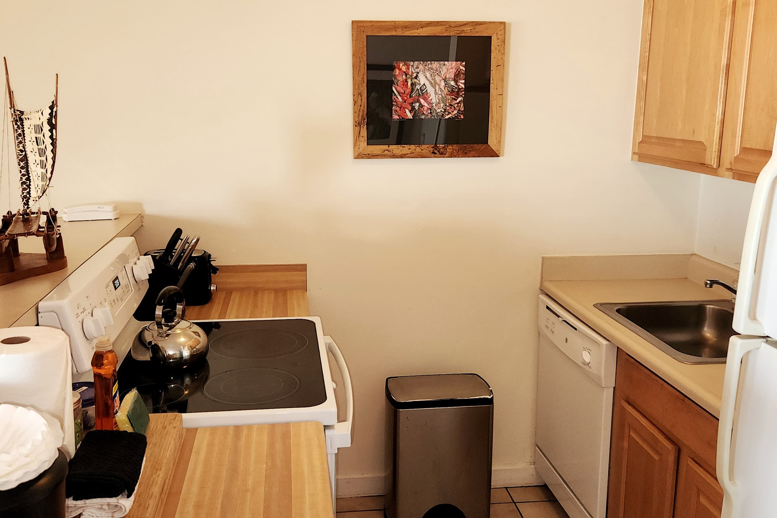 Condo in Lahaina · ★4.6 · 1 bedroom · 1 bed · 1 private bath - Image 8
