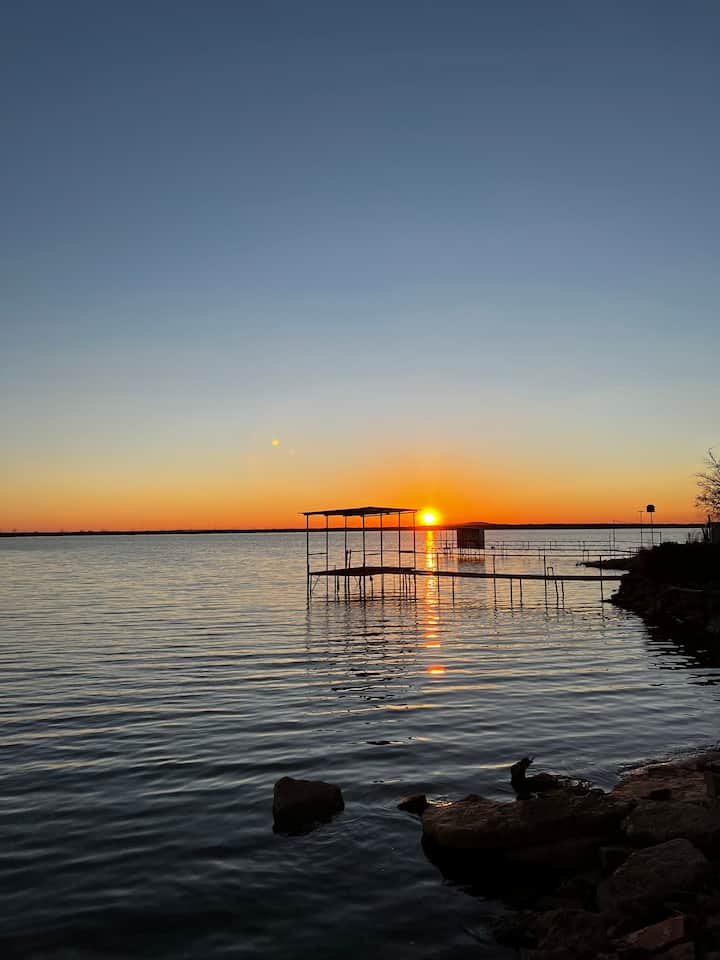 Lake house on Fort Phantom. Extended stay Houses for Rent in