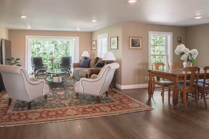 Restored 1700s Farmhouse With Horse Pasture & Pool - Shepherdstown, WV