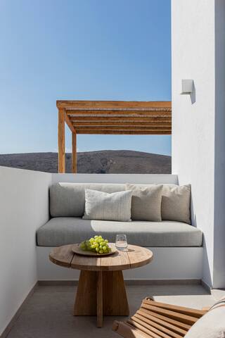House of Light with Plunge Pool – Phos Milos gallery image 3