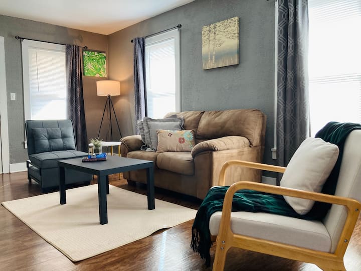 Cozy Home Cottage North of KC Houses for Rent in Kansas City
