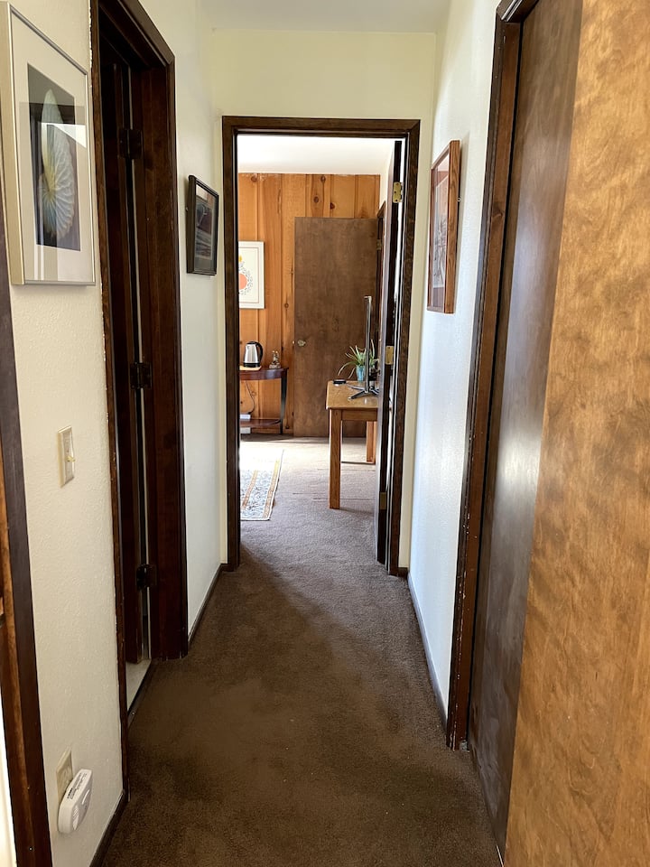 Private In-home Suite; Trails, Wilderness & City - Anchorage, AK