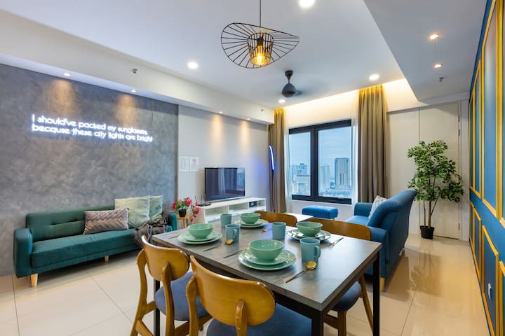 Homes and Villas by Marriott Bonvoy Malaysia managed Airbnb listing 1