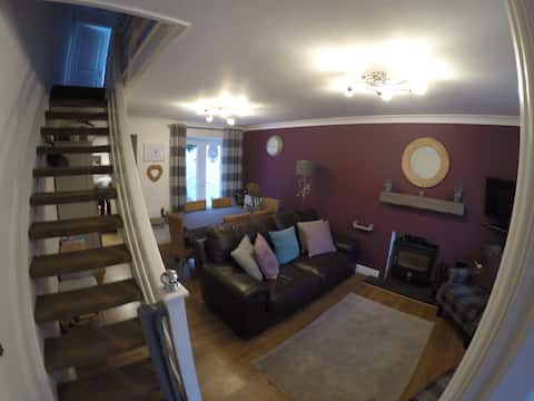 Top Airbnb: Bodeinion. 3 bedrooms. SuperHost. Cosy. Peaceful. in Edern, Morfa Nefyn, Nefyn