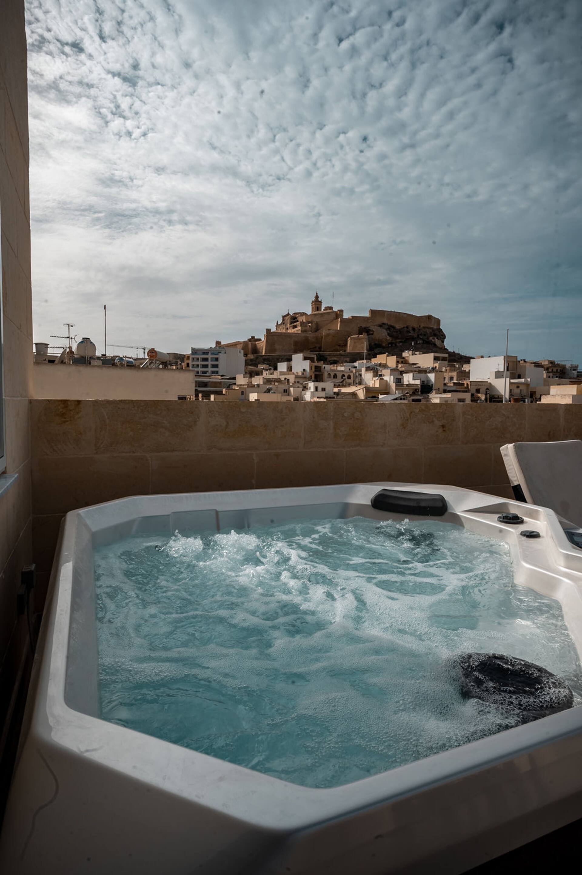 Cittadella View Penthouse with Jacuzzi — photo 4