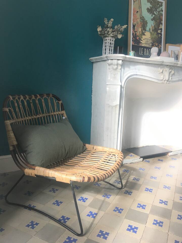 Detalles del dormitorio azul.
