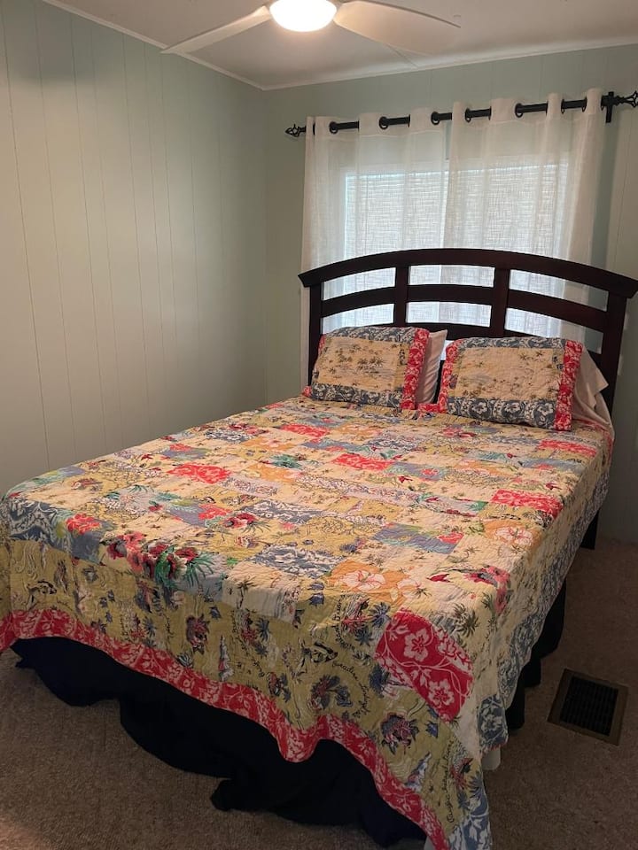 Dormitorio #2 (Queen)