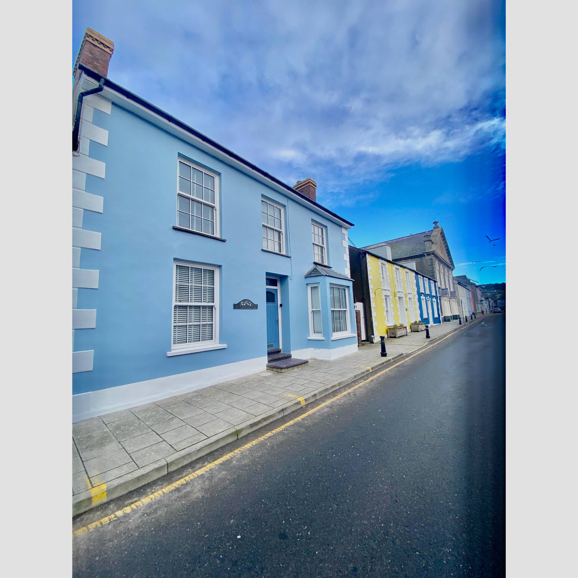 Sea side town house in Aberaeron