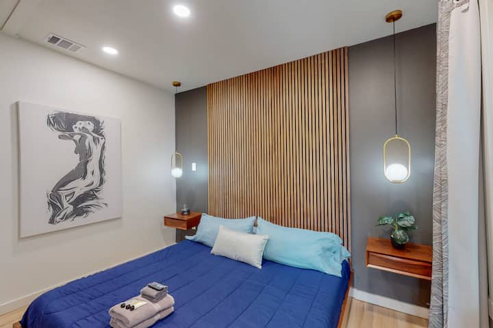 Chumba cha kulala cha Mwalimu - Imeambatishwa ndani ya nyumba