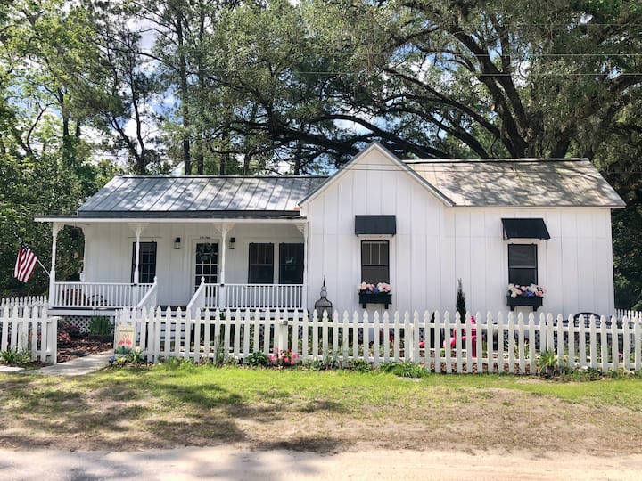 Ginnie Spring Cabin Rentals Cottage and Cabin Rentals Airbnb