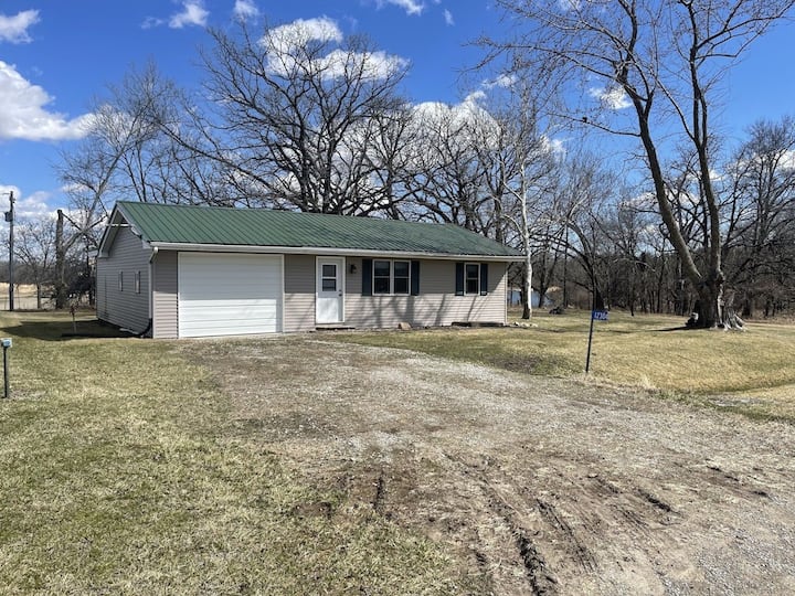 Rathbun Lake Cabin Rentals | Cabins and More | Airbnb