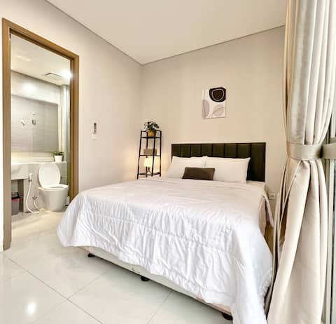 Cozy 3BR Suite at Taman Anggrek Residence
