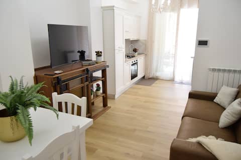 Popular Airbnb listing: Caporama - Bright house adjacent to the square in Terrasini