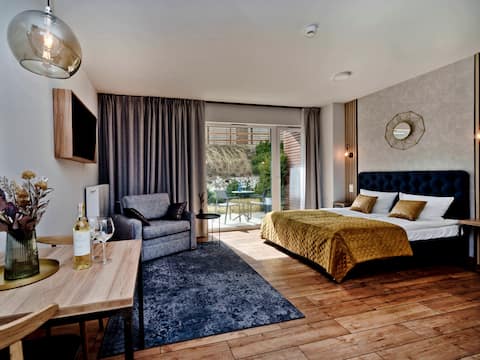 BlueApartPL Comfortable studio with terrace