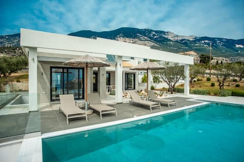 Villa Bambola - Great sea view, close to 3 beaches
