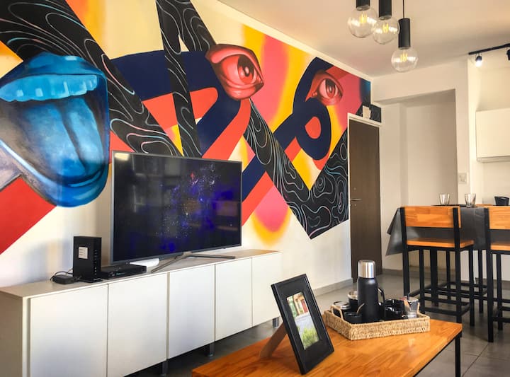 Two-room apartment with private balcony and pool in Villa Crespo