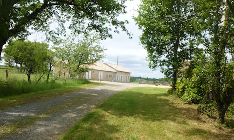 Spacious, quiet and bright renovated farmhouse