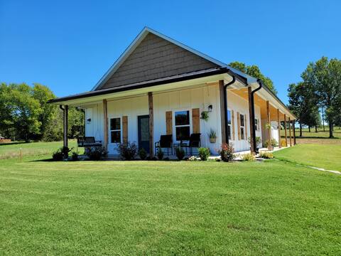 The Pineapple Cottage Just off the Famous Route 66