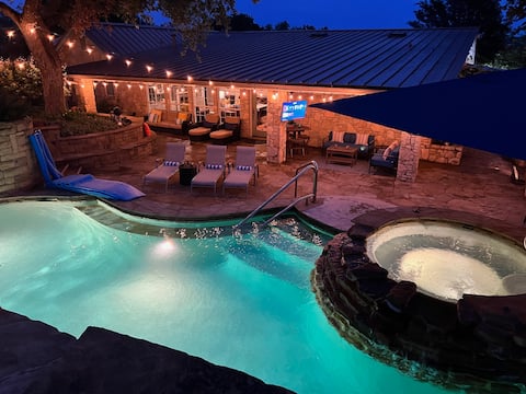 Private High-End Resort. 1-Story, HeatedPool + Spa