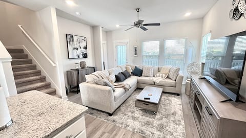 Modern Luxury 4BR in Perdido Key - Close to Beach!