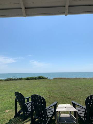 Beautiful rustic oceanfront beach house gallery image 3