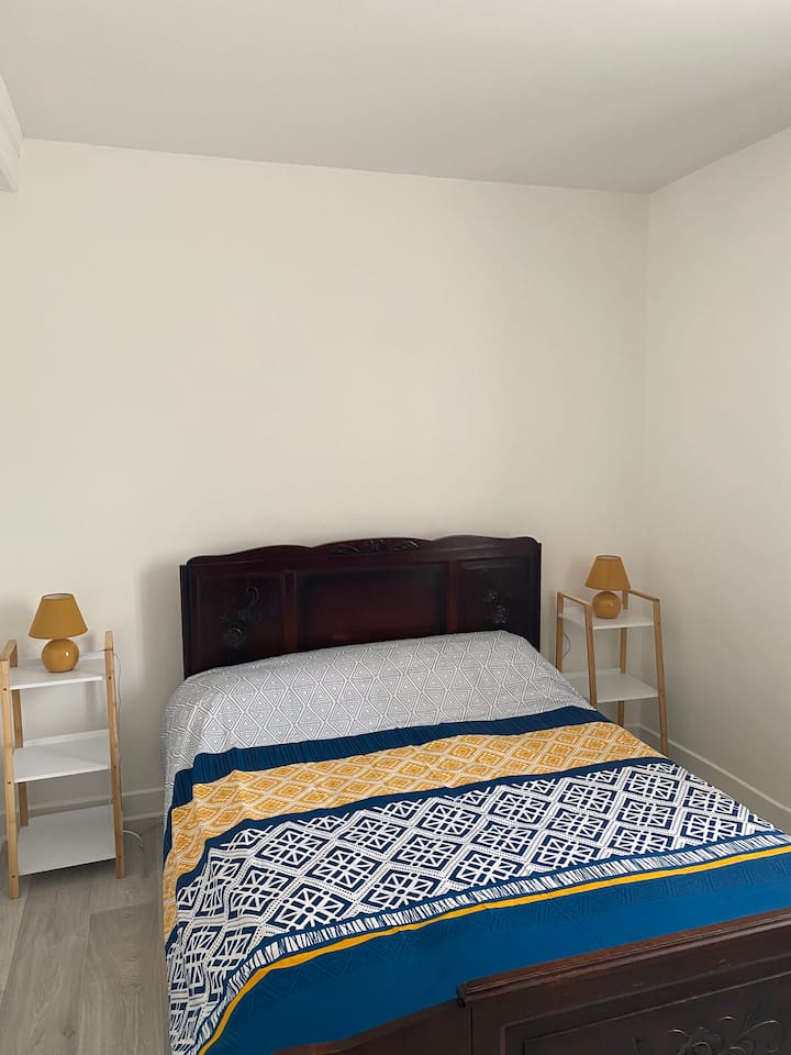 საძინებელი 2