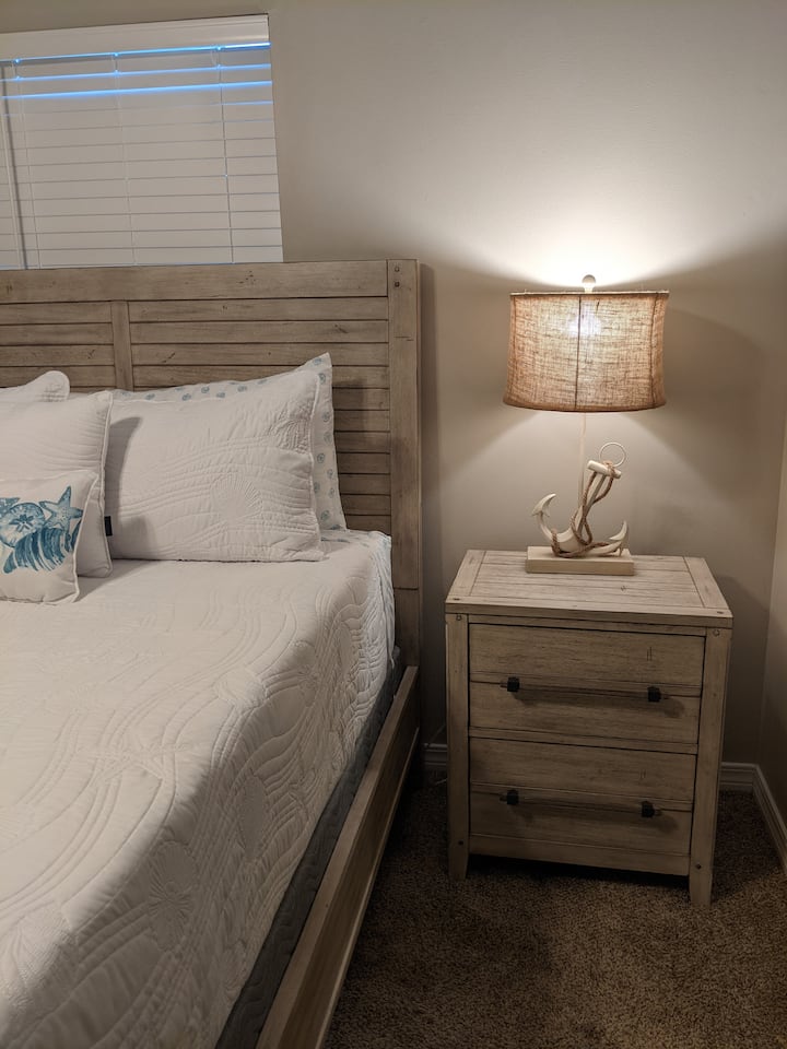 საძინებელი 4