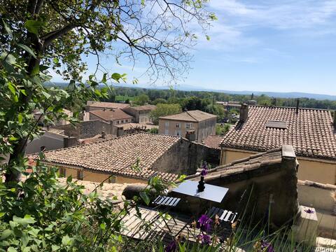 Village house, foot of the castle overlooking Vercors