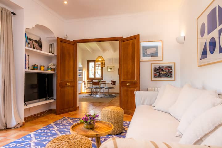 Stylish Country Villa With Huge Pool Flower Garden - Felanitx