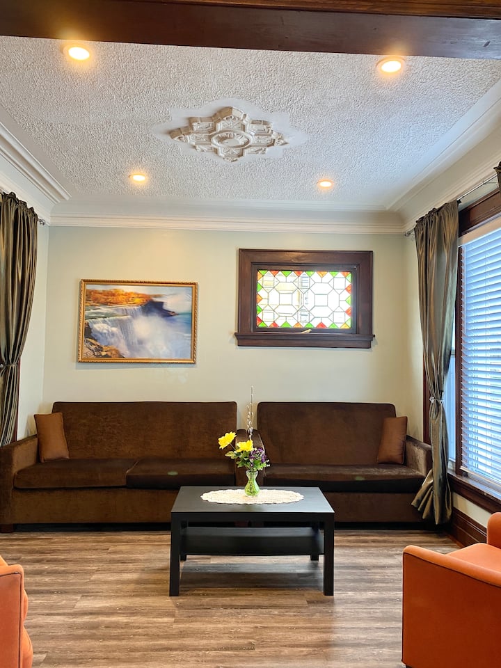 Cozy Suite-walk To The Falls! - Niagara Falls, NY