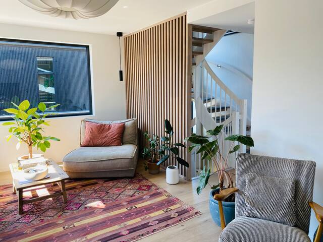 Villa i Oslo med stor hage, uteplass og terrasse. gallery image 2