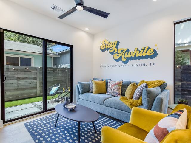 Chic 2-Bedroom Home in Trendy East Austin