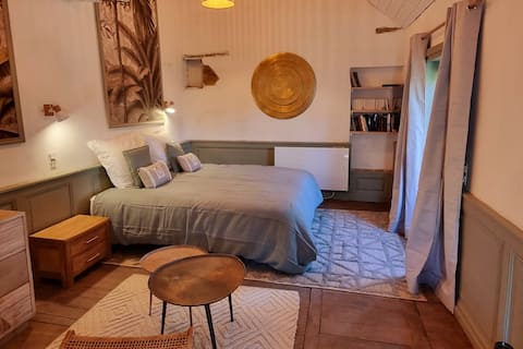 Independent bed and breakfast in Lordship