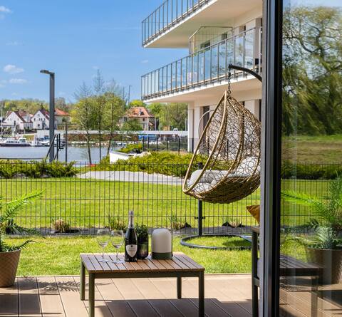 ApartView -widok | garden | TV55' | Netflix | klima
