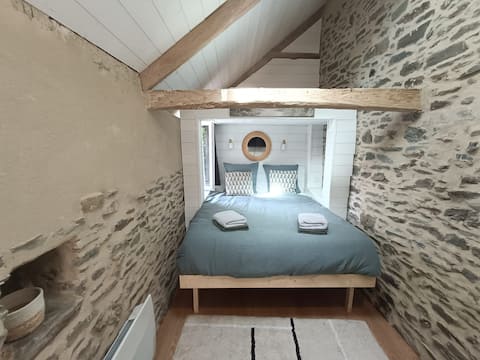 Independent suite to the Lordship