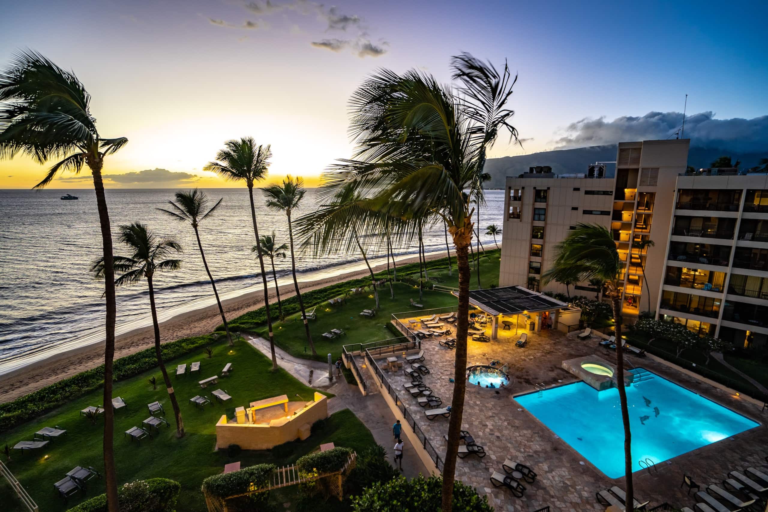 Condo in Kihei · ★4.94 · 1 bedroom · 2 beds · 1 bath - Image 39