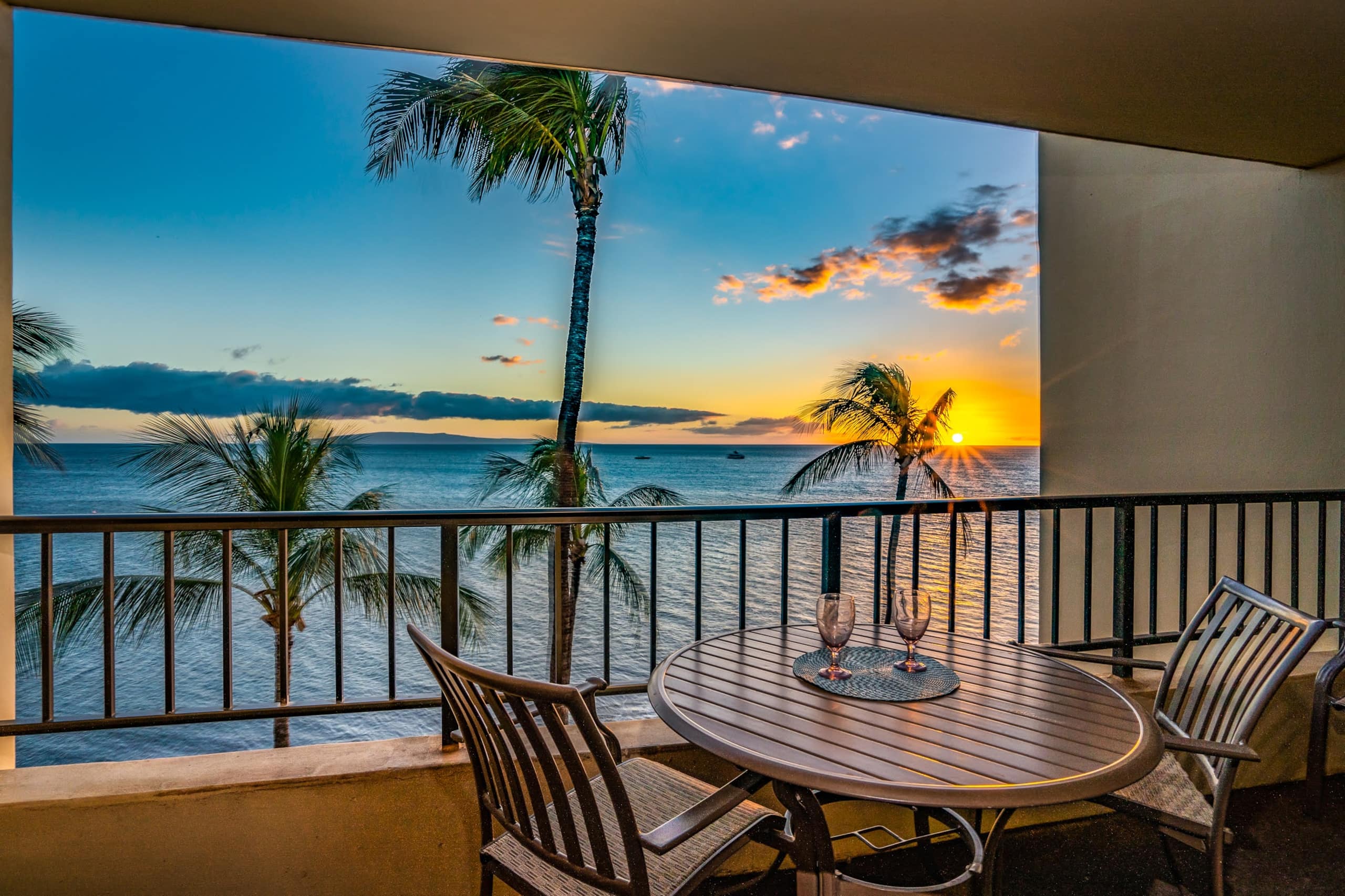 Condo in Kihei · ★4.94 · 1 bedroom · 2 beds · 1 bath - Image 24