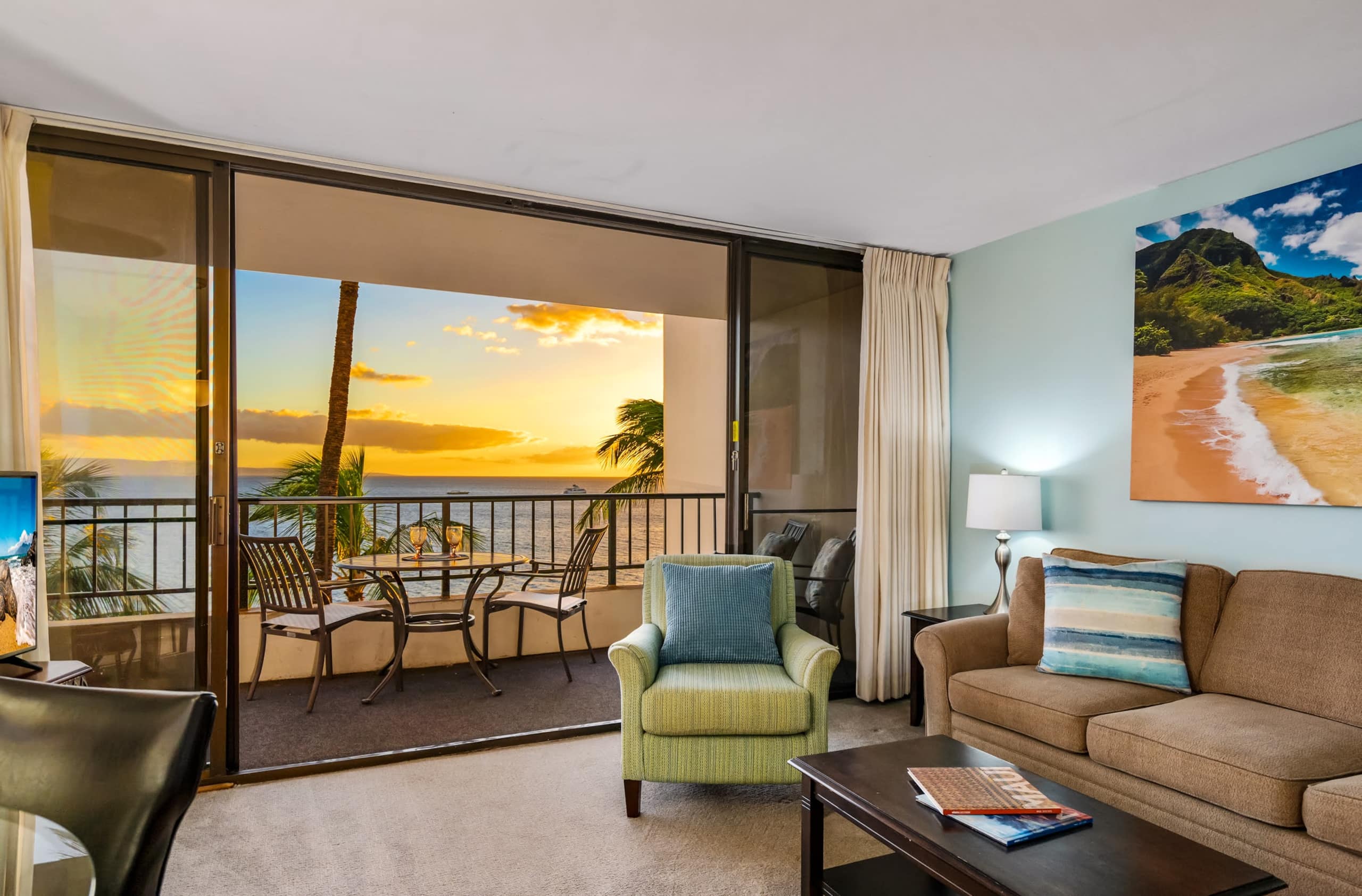 Condo in Kihei · ★4.94 · 1 bedroom · 2 beds · 1 bath - Image 2