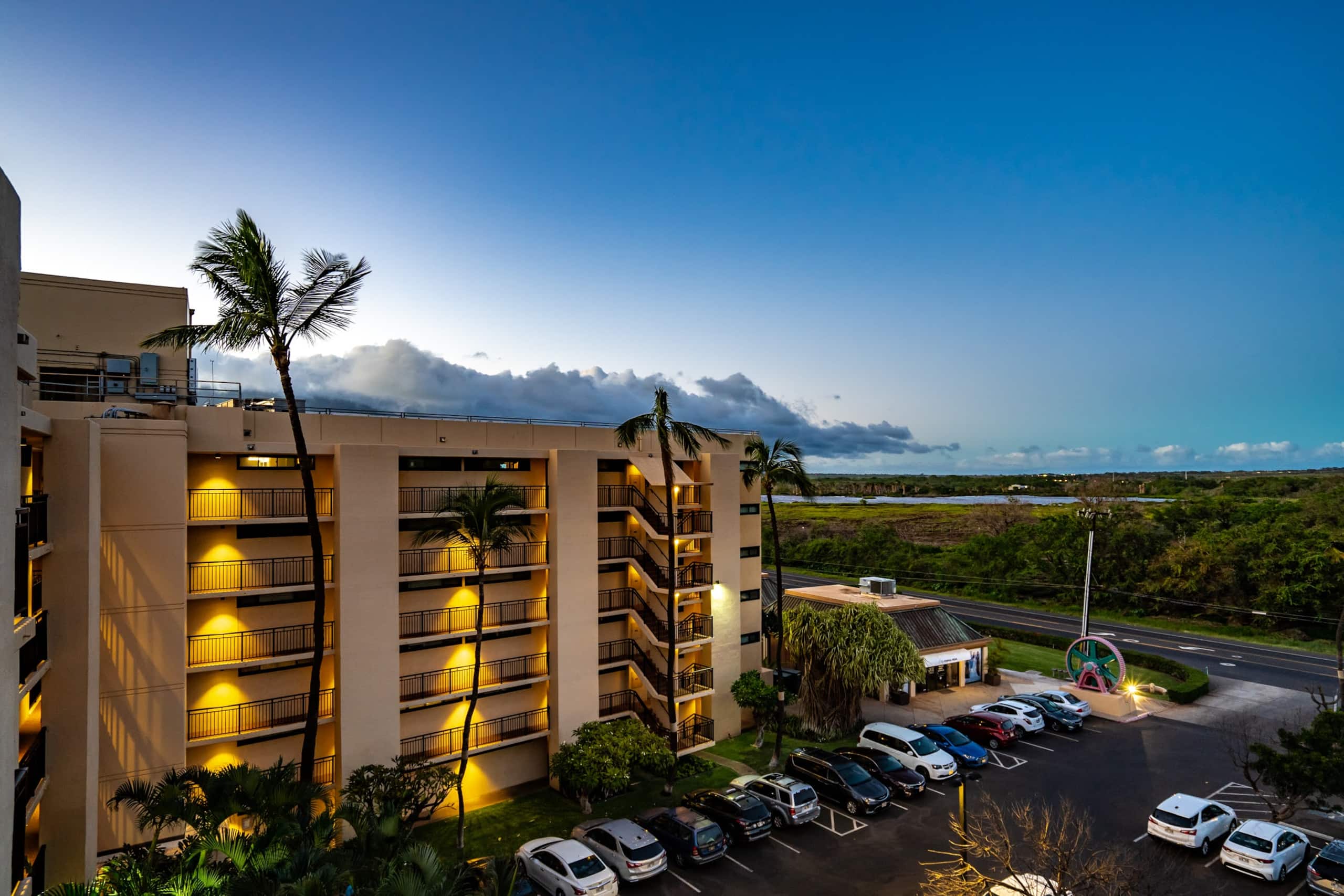 Condo in Kihei · ★4.94 · 1 bedroom · 2 beds · 1 bath - Image 33
