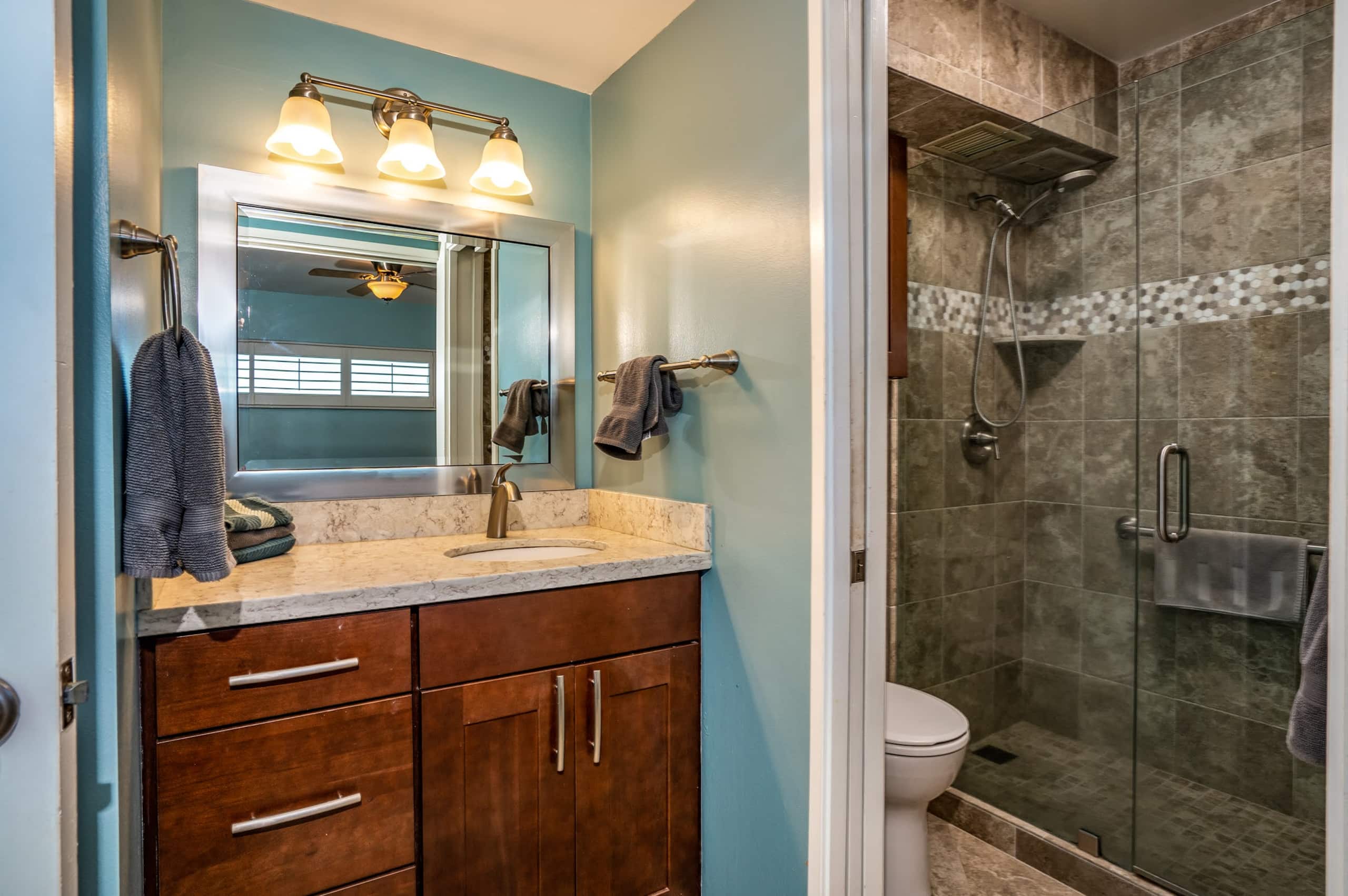 Condo in Kihei · ★4.94 · 1 bedroom · 2 beds · 1 bath - Image 19