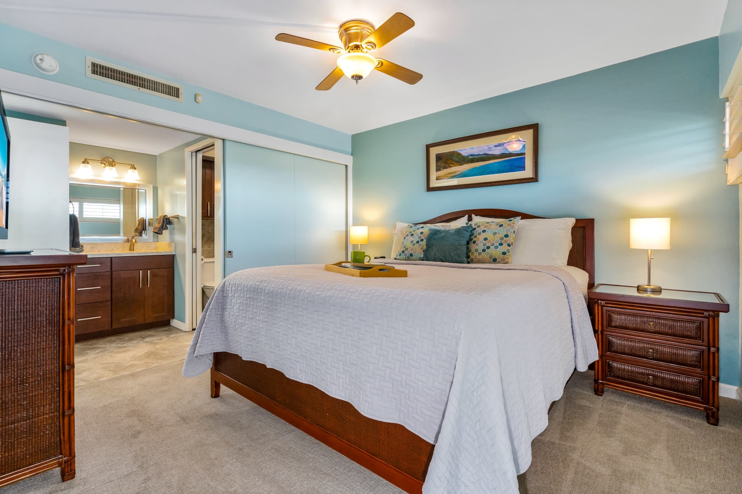 Condo in Kihei · ★4.94 · 1 bedroom · 2 beds · 1 bath - Image 16